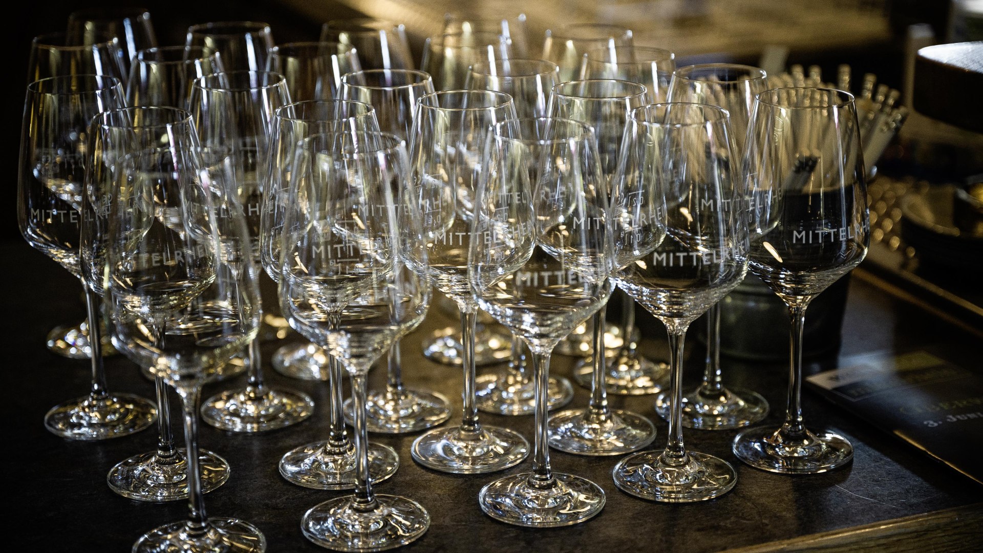 weingläser | © Maurice Keil, Mittelrhein-Wein e. V weingläser | © Maurice Keil, Mittelrhein-Wein e. V